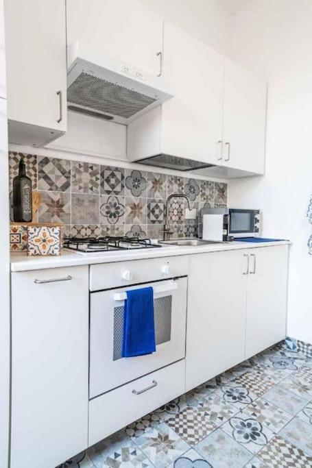 A Mae Riva - La Tua Casa Al Porto Antico Apartment Genoa Ngoại thất bức ảnh